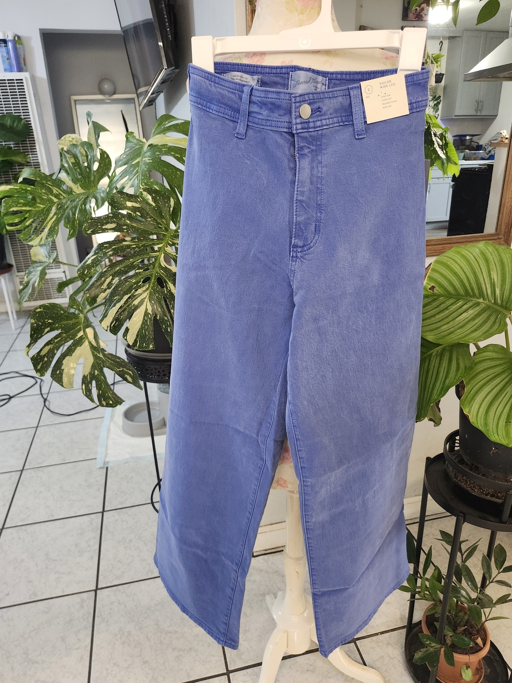 Universal Thread Wide Leg Jeans in Periwinkle Blue